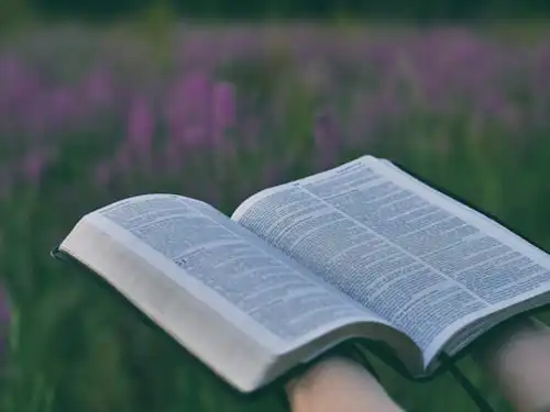 Versículos Bíblicos Sobre Santificação